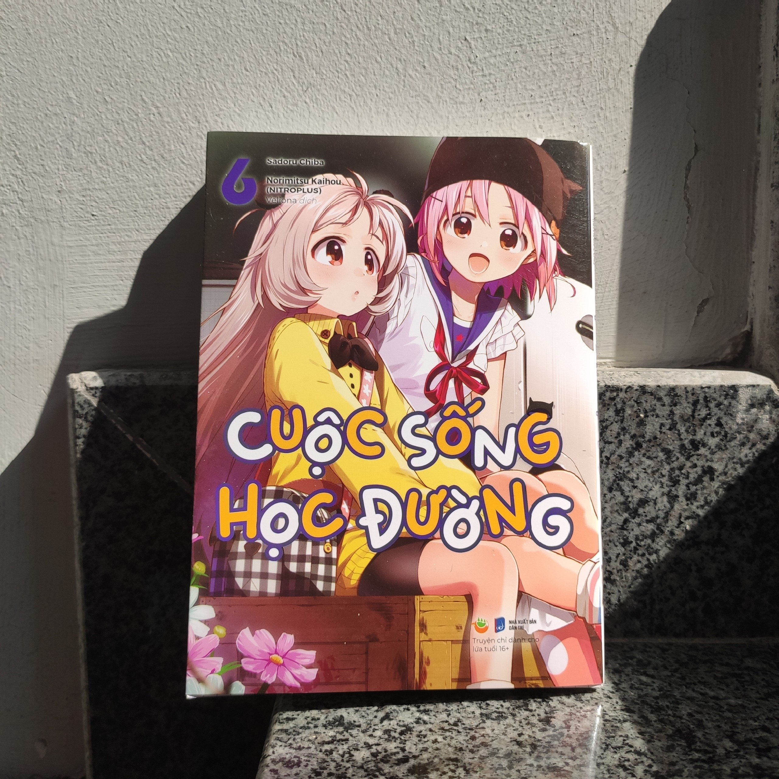 bộ cuộc sống học đường - tập 6 - tặng kèm postcard - Ảnh 4
