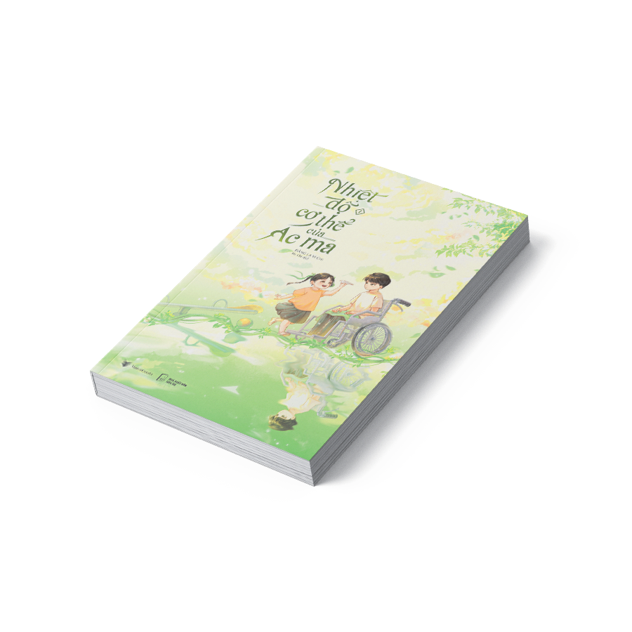 Bộ Nhiệt Độ Cơ Thể Của Ác Ma - Tập 1 - Bản Đặc Biệt - Tặng Kèm Bookmark + Tờ Gác Có Lời Nhắn Và Chữ Ký Của Tác Giả + Khăn Lụa Xanh + Standee Mica + Card Trong Suốt + Bùa Bình An - Ảnh 6