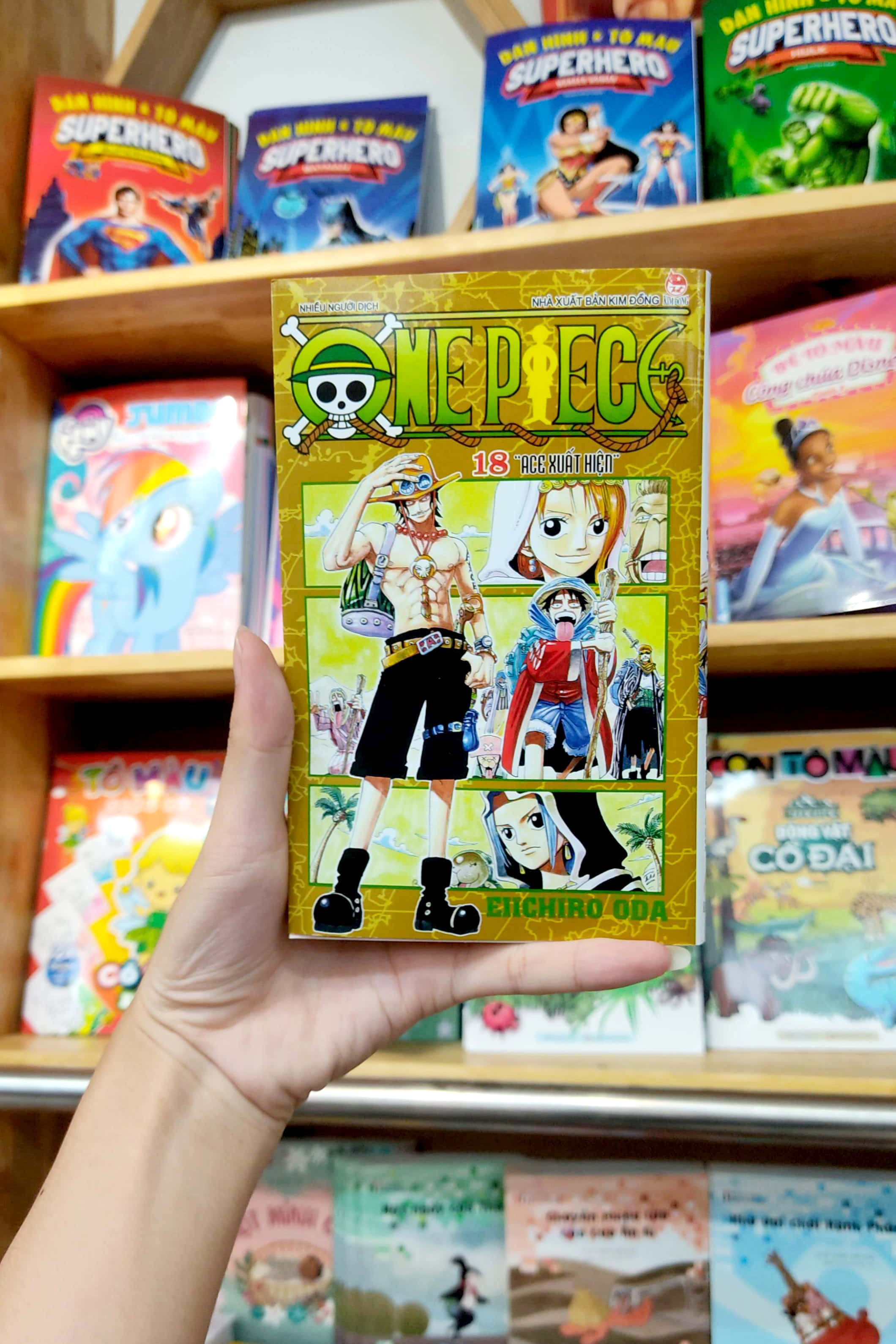 Bo
One Piece - Tap 18 - Ace Xuat Hien - Ban Bia Ao (Tai Ban 2022) - Ảnh 8