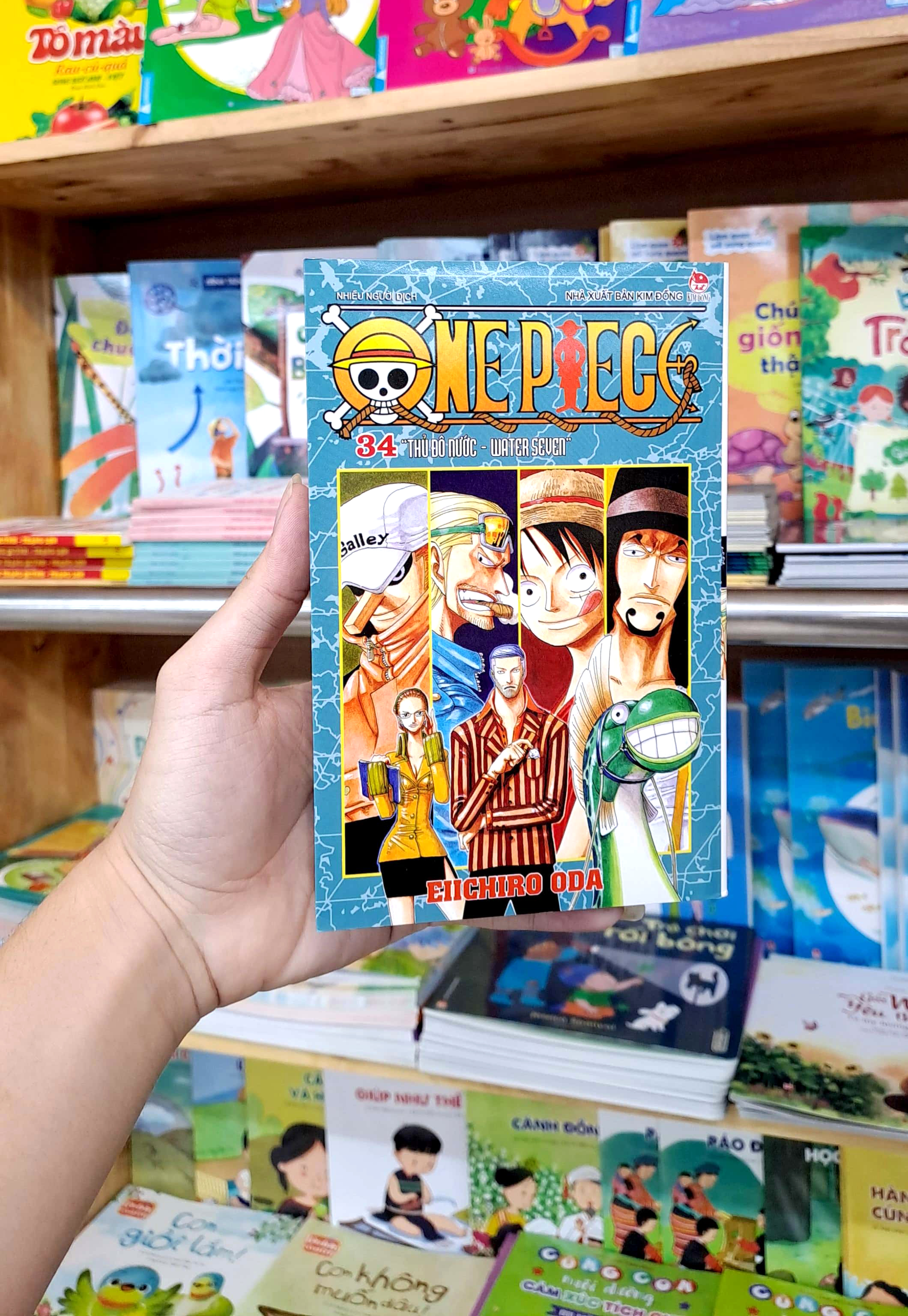 Bo
						
										
										One Piece - Tap 34 - Thu Do Nuoc - Water Seven - Ban Bia Ao (Tai Ban 2022) - Ảnh 9