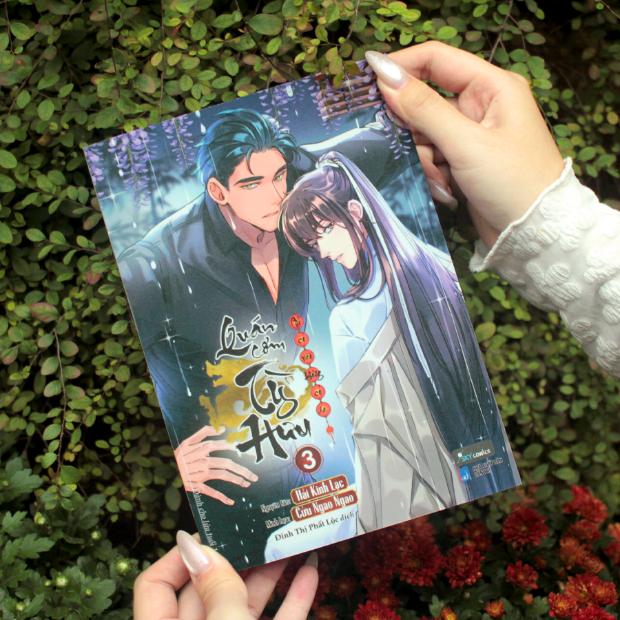 Bộ
						
										
										Quán Cơm Tỳ Hưu - Chỉ Có Vào Không Có Ra - Tập 3 - Bản Đặc Biệt - Tặng Kèm 1 Bookmark Bế Hình Bồi Cứng + 1 Set 05 Postcard Lịch + 2 Lenti Card + 2 Thẻ Nhân Vật Cán Màng Hologram + 1 Card PVC + 1 Poster A3 Cán Bóng - Ảnh 9