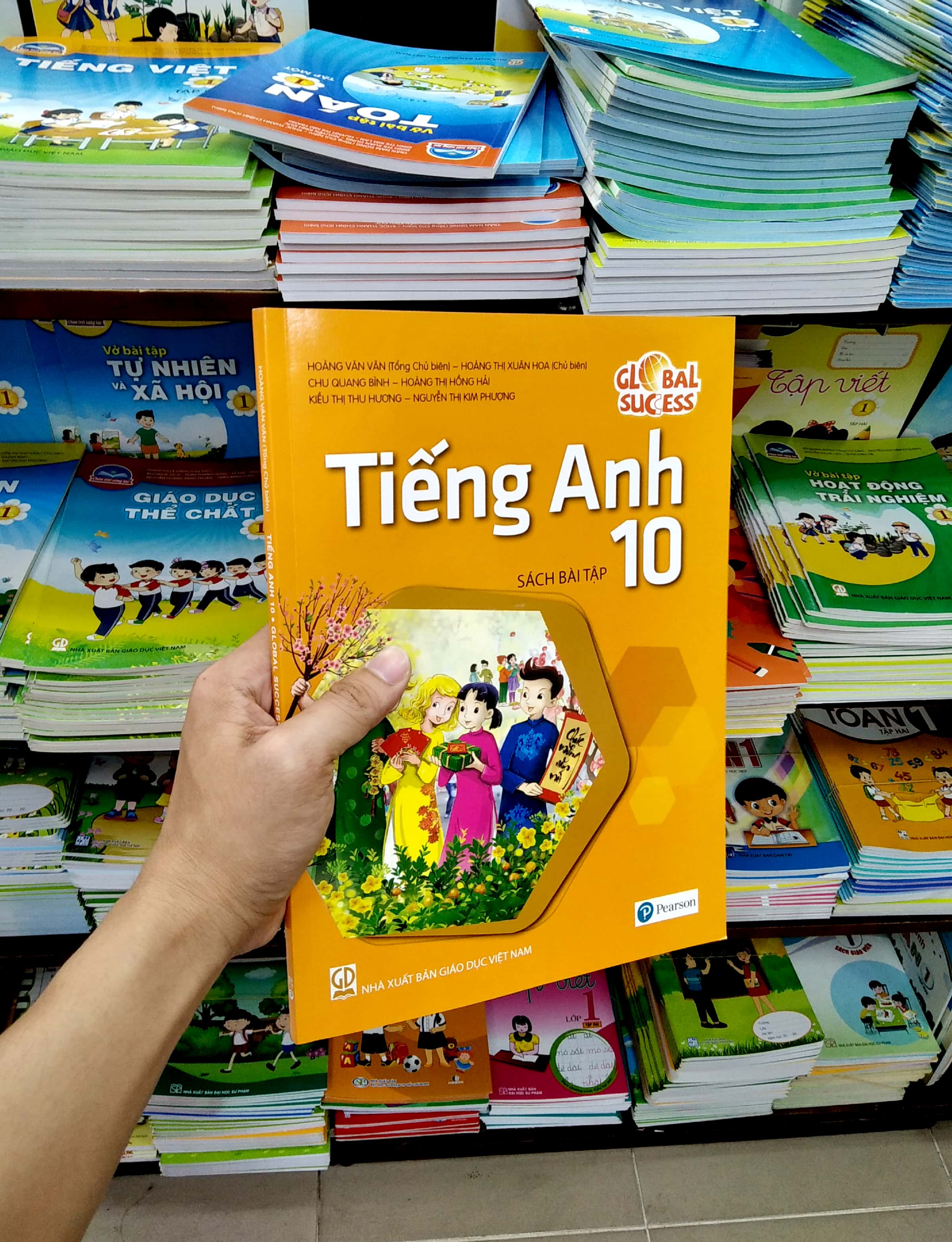 Bộ Tiếng Anh 10 - Sách Bài Tập (Phiên Bản 2026) - Ảnh 7