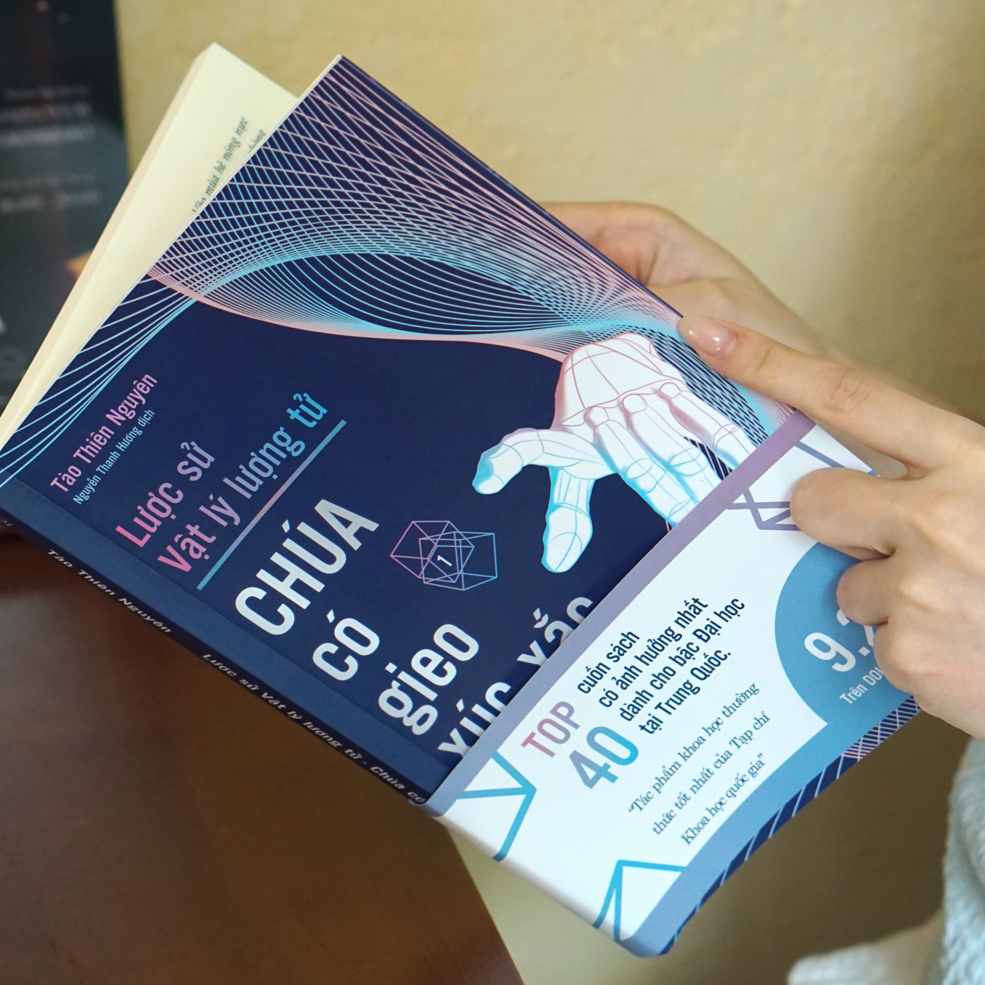 Lược Sử Vật Lý Lượng Tử - Chúa Có Gieo Xúc Xắc Cho Bạn? - Ảnh 6