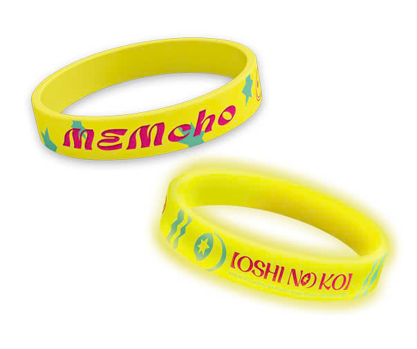 oshi no ko - dưới ánh hào quang - tập 12 - bản sưu tầm - tặng kèm bìa đặc biệt hai mặt + oshi no card + card idol + vòng tay idol + b-komachi fc member card + b-komachi on-stage standee - Ảnh 6