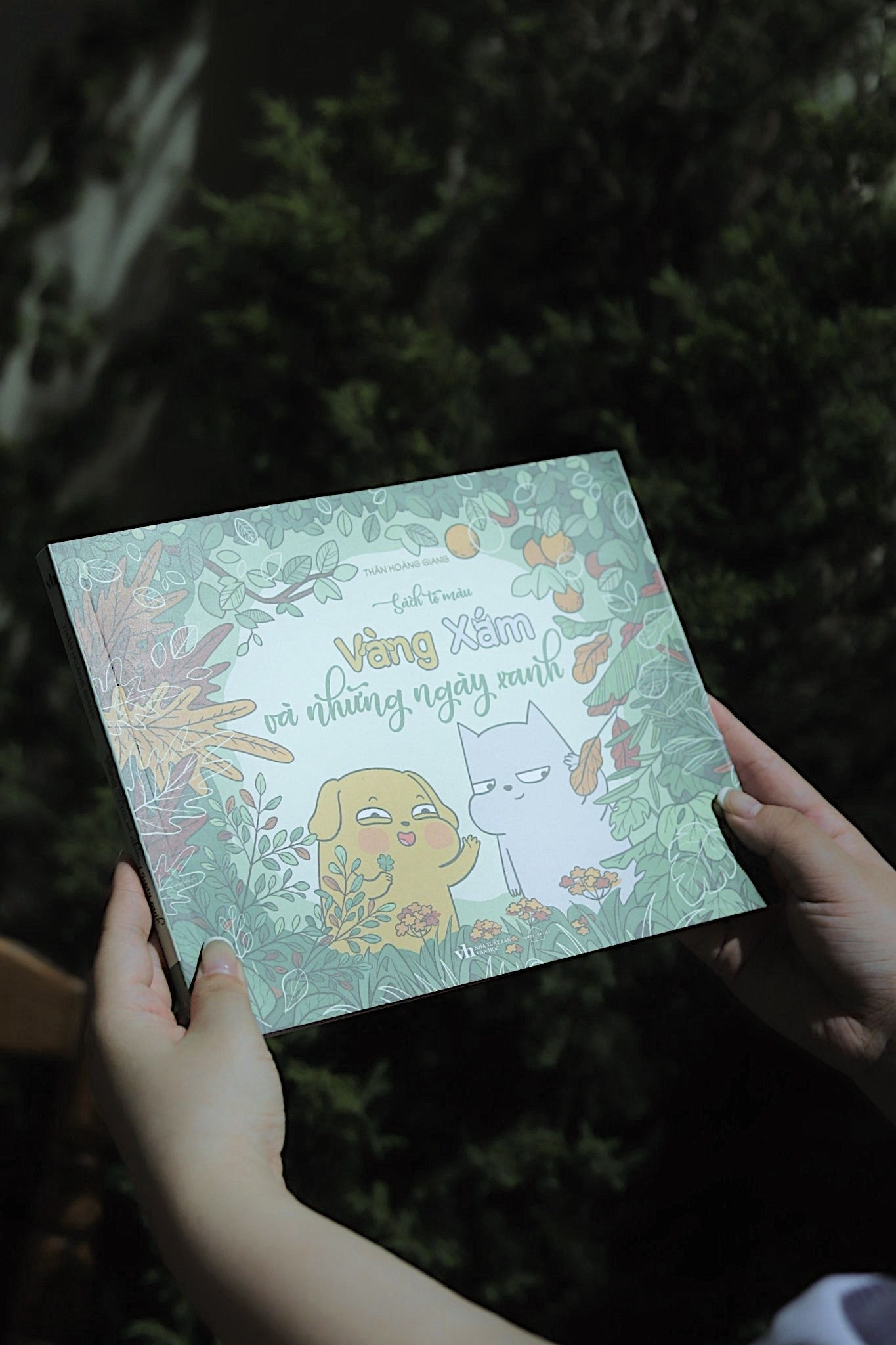 sách tô màu - vàng xám và những ngày xanh - tặng kèm sticker - Ảnh 3